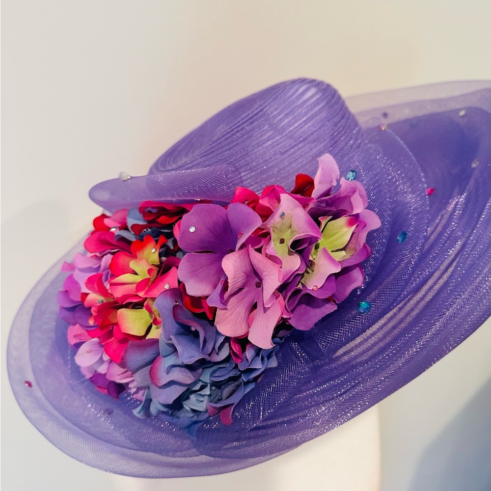 Custom Derby - Picture 3 of 7